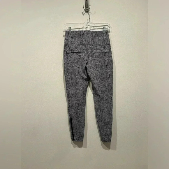 ATHLETA Delancey Textured Moto Tight Legging in Braiden Black / Size Small / - Picture 5 of 10